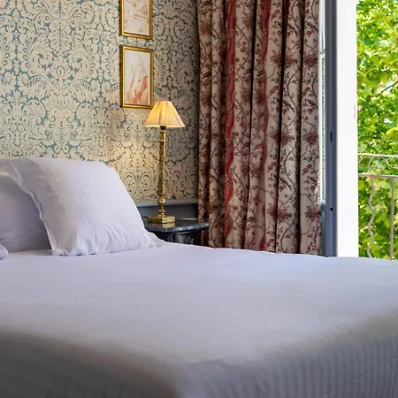 Hotell Cafe De Paris